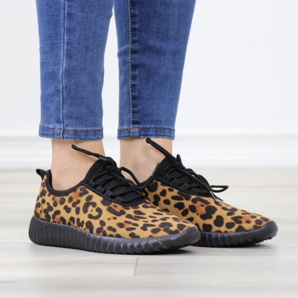 Leopard Animal Print Womens Fashion Comfort Walking Sneakers Shoes Size 6 - Picture 4 of 9